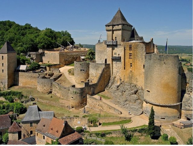 Castelnaud medieval castle in Dordogne