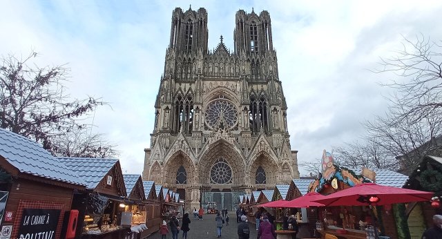 The Christmas market in front of Reims Cathedral