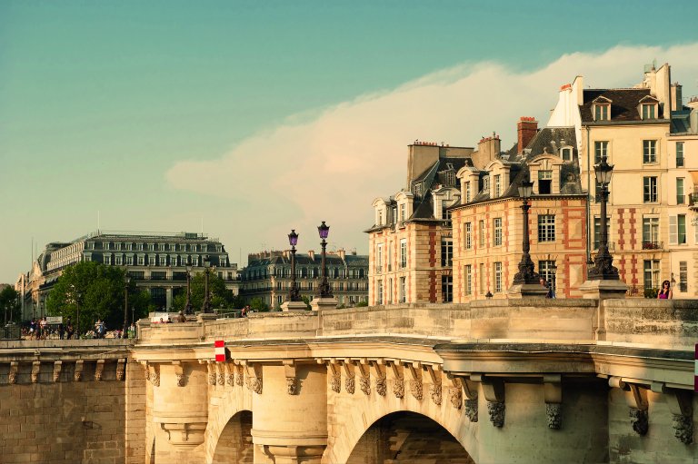 Pont Neuf, Paris - Book Tickets & Tours